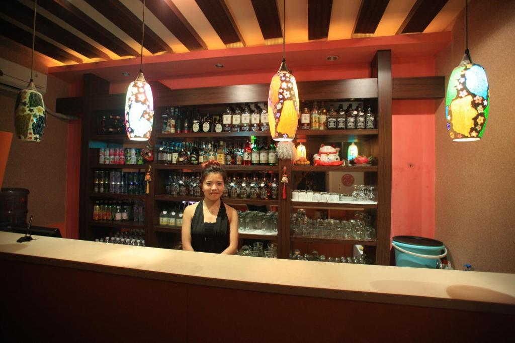 Overseas Chinese International Hotel Циндао Экстерьер фото